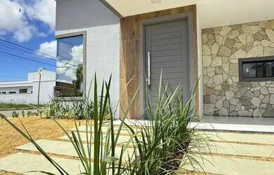 Imagem: A casa em condomínio possui 3 Dormitórios, 2 Banheiros, 2