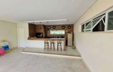 Imagem 4: Casa Alto Padrão troca por Apto SJB