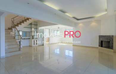 Imagem: O apartamento possui 3 Dormitórios, 5 Banheiros, 5 Vagas na