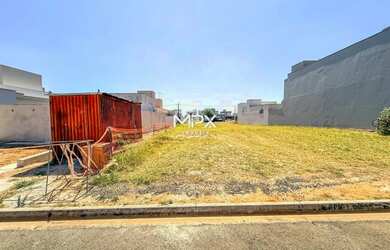 Imagem: O terreno possui 250m² de Área e está localizado em Centro