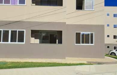 Imagem: O apartamento possui 2 Dormitórios, 1 Banheiro, 2 Vagas na