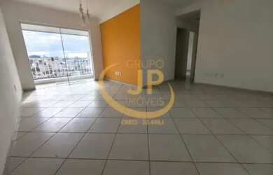 Imagem: O apartamento possui 3 Dormitórios, 1 Banheiro, 2 Vagas na