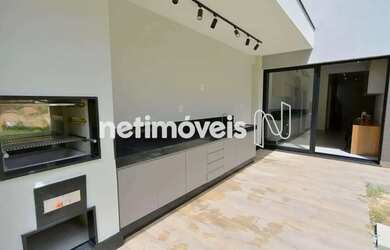 Imagem: A casa em condomínio possui 3 Dormitórios, 3 Banheiros, 3