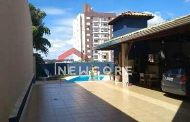 Imagem: Sobrado em Rua Bartolomeu de Gusmão - Jardim América - Bauru/SP