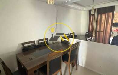 Imagem: A casa possui 3 Dormitórios, 3 Banheiros, 3 Vagas na garagem