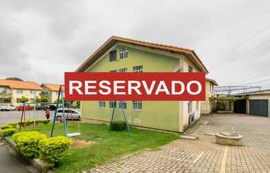 Imagem: O apartamento possui 3 Dormitórios, 1 Banheiro, 1 Vaga na garagem