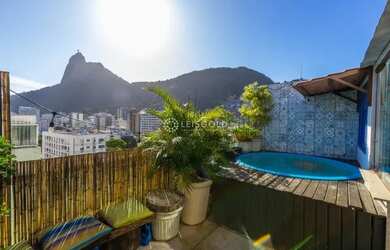 Imagem: O apartamento na cobertura possui 2 Dormitórios, 2 Banheiros