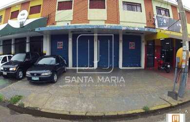 Imagem: O depósito possui 3 Vagas na garagem, 150m² de Área e está