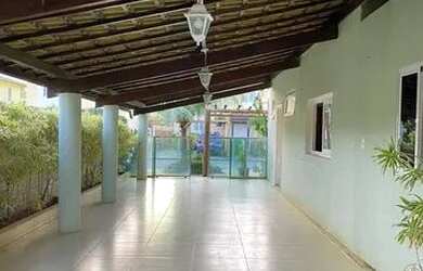 Imagem: A casa em condomínio possui 4 Dormitórios, 5 Banheiros, 3