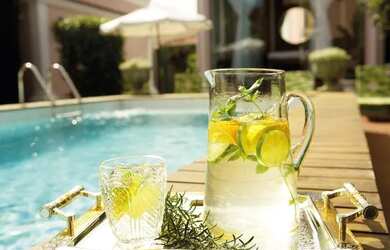 Imagem: A casa possui 3 Dormitórios, 2 Banheiros, 3 Vagas na garagem