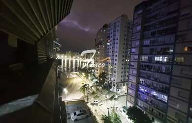 Imagem: O apartamento possui 1 Dormitório, 2 Banheiros, 1 Vaga na garagem