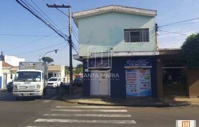 Imagem: O depósito possui 1 Vaga na garagem e 184m² de Área e está