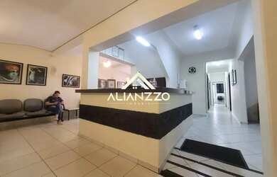 Imagem: O depósito possui 5 Vagas na garagem e 20m² de Área e está