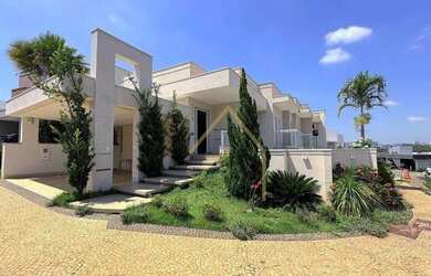 Imagem: A casa em condomínio possui 3 Dormitórios, 5 Banheiros, 5