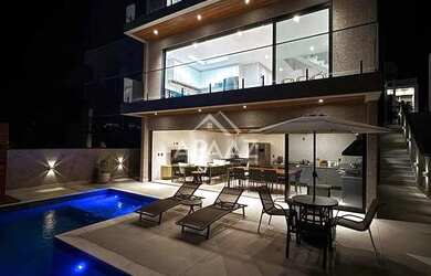 Imagem 3: Sobrado à venda, 4 quartos, 4 suítes, 4 vagas, Condomínio Residencial...