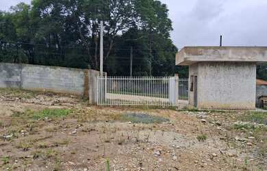 Imagem: O terreno possui 200m² de Área e está localizado em Guaraituba