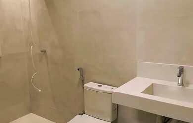 Imagem 9: ARNIQUEIRA CONJ 3, CASA 3 SUÍTES CLOSET, PISC/CHURR, FINO ACAB, CONDOMÍNIO, AC IMÓVEL