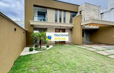 Imagem: A casa possui 4 Dormitórios, 2 Banheiros e 186m² de Área