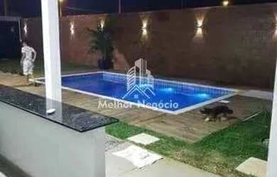 Imagem: A casa possui 2 Dormitórios, 2 Banheiros, 110m² de Área e