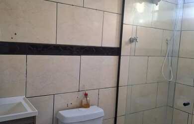 Imagem: A casa possui 2 Dormitórios, 1 Banheiro e 70m² de Área e