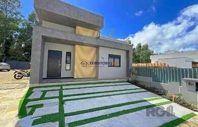 Imagem 2: Casa em Porto Alegre, no bairro Hípica, com 3 dormitório s , e 3 banheiros,...