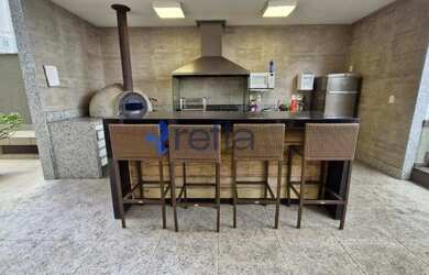 Imagem: O apartamento possui 3 Dormitórios, 3 Banheiros, 2 Vagas na