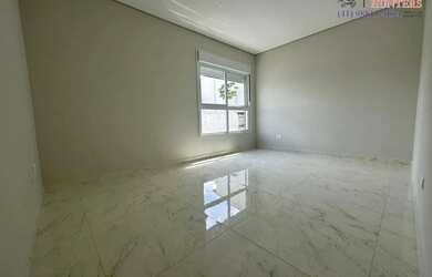 Imagem 6: Sobrado Triplex em Condomínio, com 3 Quartos, no bairro Alto