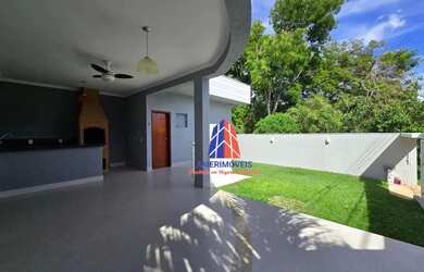 Imagem: A casa em condomínio possui 3 Dormitórios, 3 Banheiros, 5