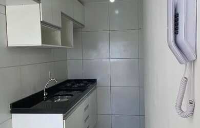 Imagem: O apartamento possui 2 Dormitórios, 1 Banheiro e 1 Vaga na