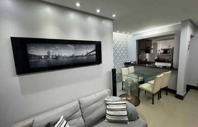 Imagem: O apartamento possui 3 Dormitórios, 2 Banheiros, 2 Vagas na