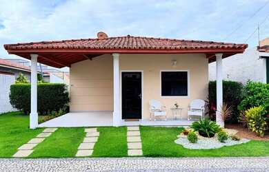 Imagem: A casa em condomínio possui 3 Dormitórios, 2 Banheiros, 2