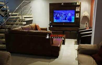 Imagem: A casa possui 3 Dormitórios, 3 Banheiros, 3 Vagas na garagem