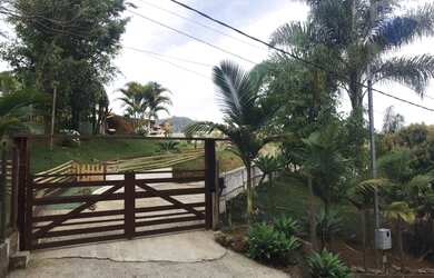 Imagem 3: Casa com 4 dormitórios à venda, 300 m² por R$ 675.000,00 - Aeroporto - Juiz de Fora/MG