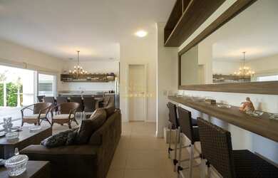 Imagem 4: Casa de condomínio alto padrão