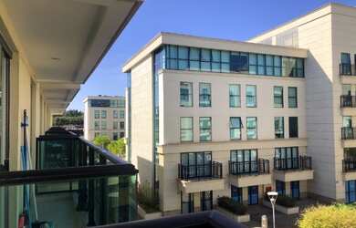 Imagem: O apartamento possui 1 Dormitório, 1 Banheiro, 43m² de Área