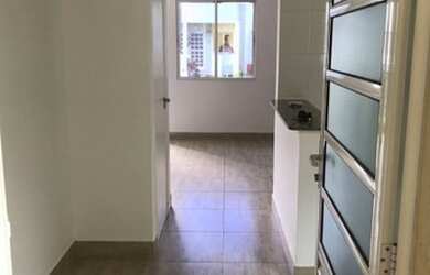 Imagem 4: Condomínio Porto Seguro. Piscina, Churrasqueira, Varandae97m² de Área