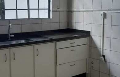 Imagem: A casae possui 3 Dormitórios, 3 Banheiros, 2 Vagas na garagem