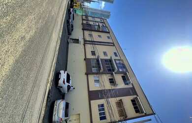 Imagem: O apartamento possui 2 Dormitórios, 2 Banheiros, 2 Vagas na