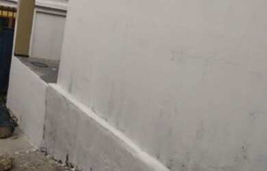 Imagem: A casa possui 2 Dormitórios, 1 Banheiro, 3 Vagas na garagem