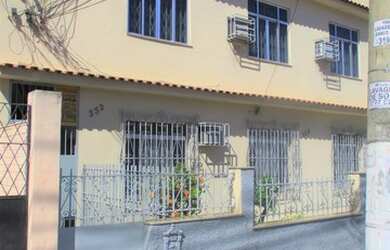 Imagem: O apartamento possui 2 Dormitórios, 1 Banheiro, 70m² de Área