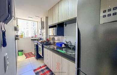 Imagem: O apartamento possui 3 Dormitórios, 2 Banheiros, 1 Vaga na