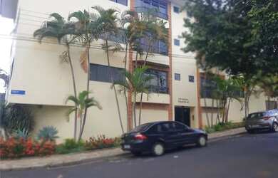 Imagem: O apartamento possui 3 Dormitórios, 2 Banheiros, 1 Vaga na