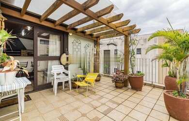 Imagem 13: Cobertura para Venda - 250m², 2 dormitórios, sendo 1 suites, 2 vagas...