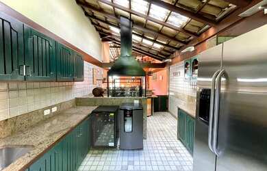 Imagem 8: Casa de altíssimo padrão à venda no luxuoso Condomínio Malibu