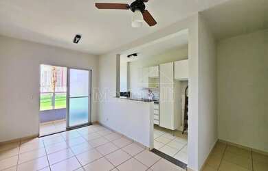 Imagem: O apartamento possui 3 Dormitórios, 2 Banheiros, 1 Vaga na