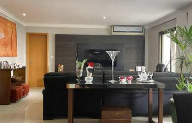 Imagem: O apartamento possui 3 Dormitórios, 5 Banheiros, 2 Vagas na