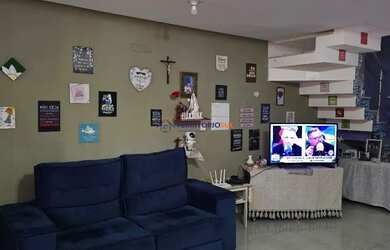 Imagem 2: Casa em Hípica. Churrasqueira, Varanda, Lareirae1 Vaga na garagem