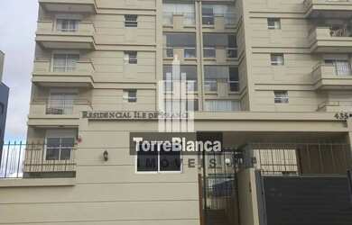 Imagem: O apartamento possui 4 Dormitórios, 1 Banheiro, 2 Vagas na