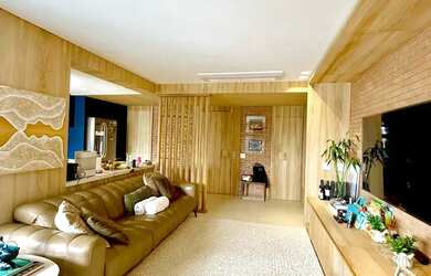 Imagem 2: Alto Luxo e conforto. Piscina, Ar-condicionado, Guarda roupae156m² de...