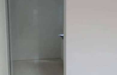 Imagem: O apartamento possui 2 Dormitórios, 2 Banheiros, 2 Vagas na